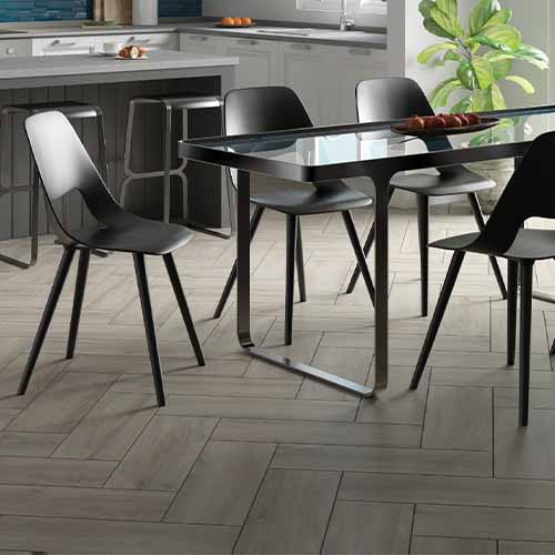 Rainforest White WoodLook Tile Plank Eating Area